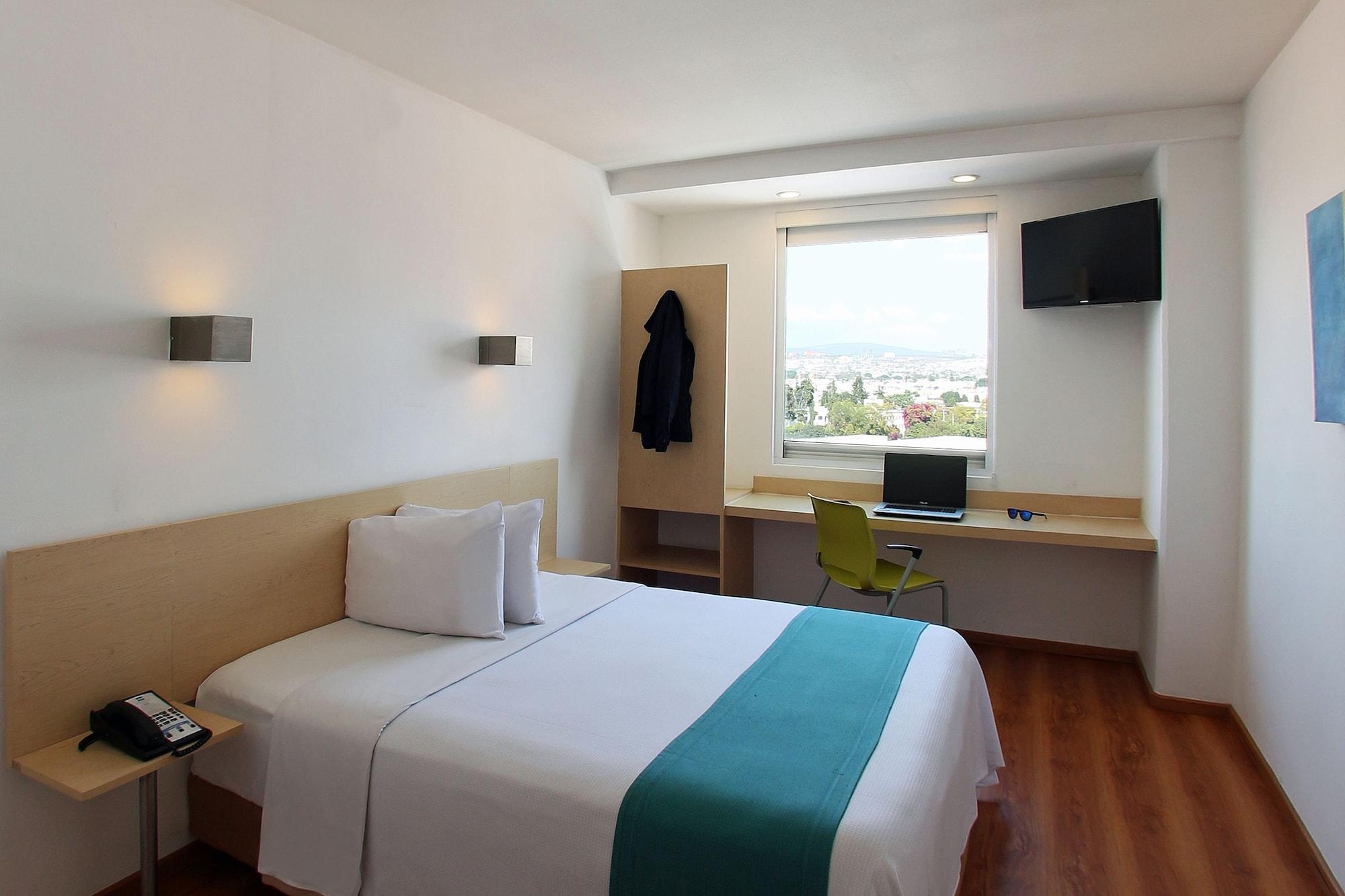 One Plaza Galerias Hotel 3*