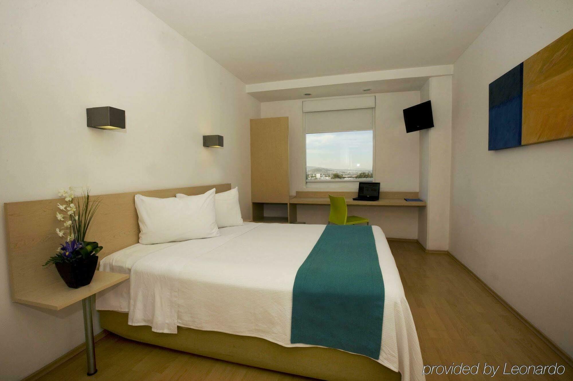 Hotel One Plaza Galerias Queretaro