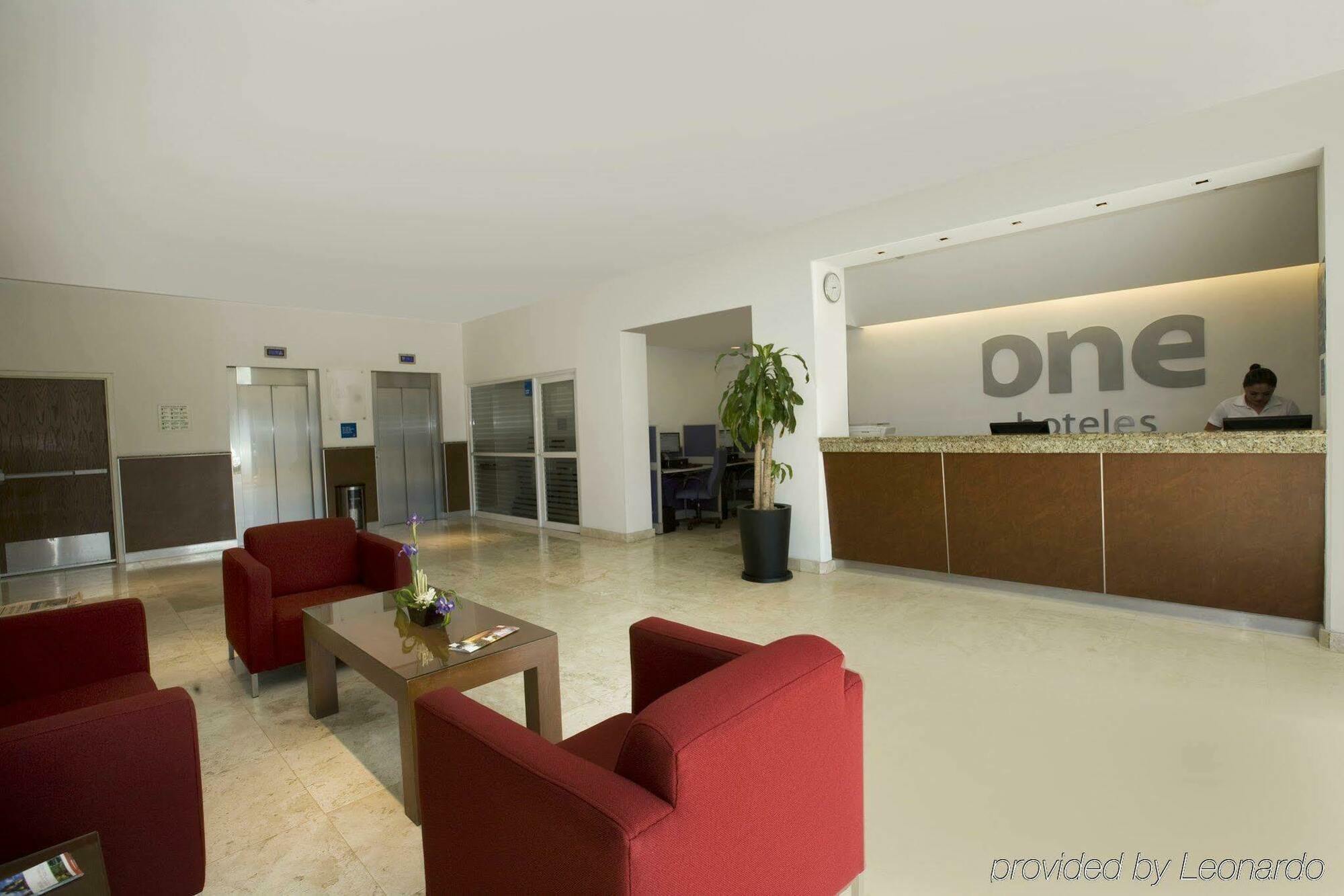 One Plaza Galerias Querétaro